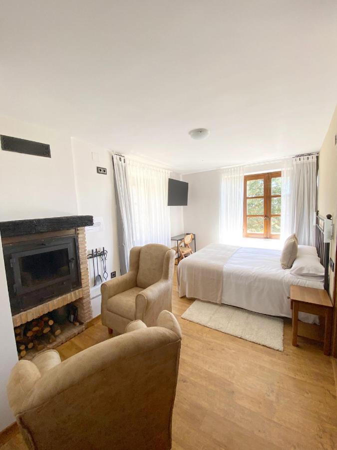 Hotel Rural Candela Y Plata Puerto de Béjar Eksteriør bilde